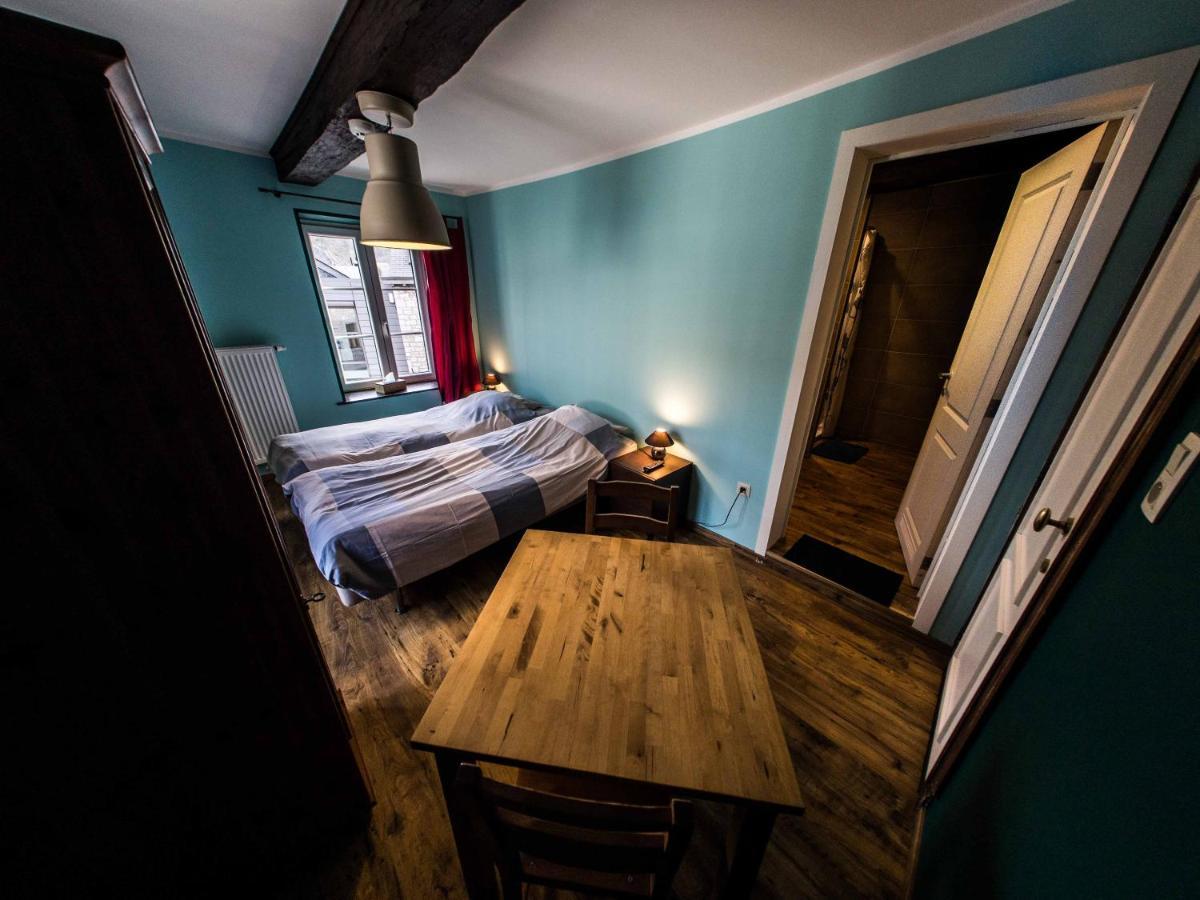 B&B Aux 10 Clefs Дюрби Екстериор снимка