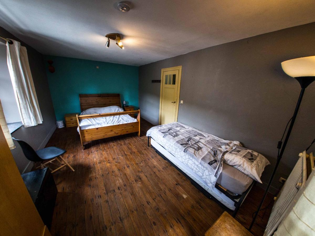 B&B Aux 10 Clefs Дюрби Екстериор снимка